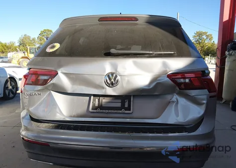 2020 Volkswagen Tiguan 2.0T Se/2.0T Se R-Line Black/2.0T Sel from USA, damaged, VIN 3VV3B7AX0LM162502